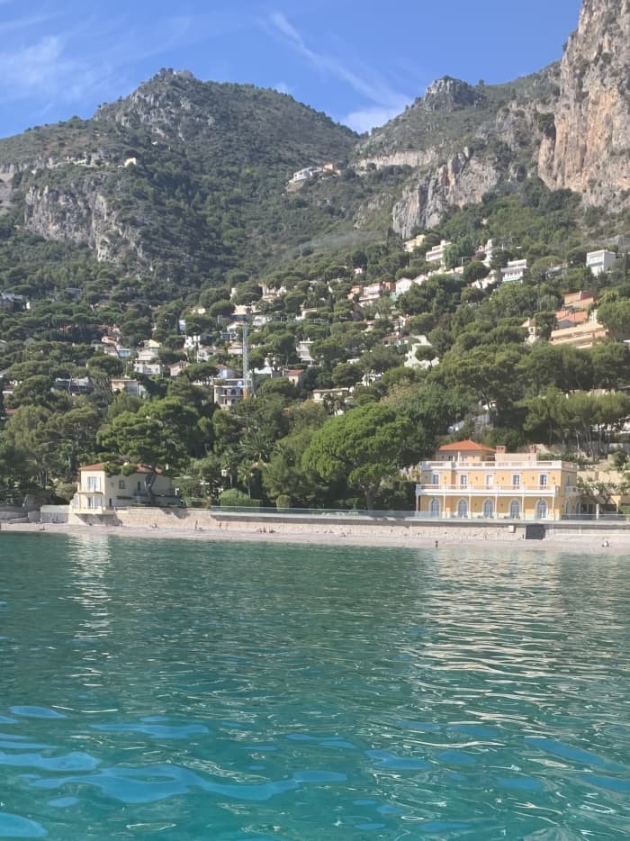 Privé-uitje aan de Franse Rivièra: Zeilen en ontspanning op maat (halve dag)