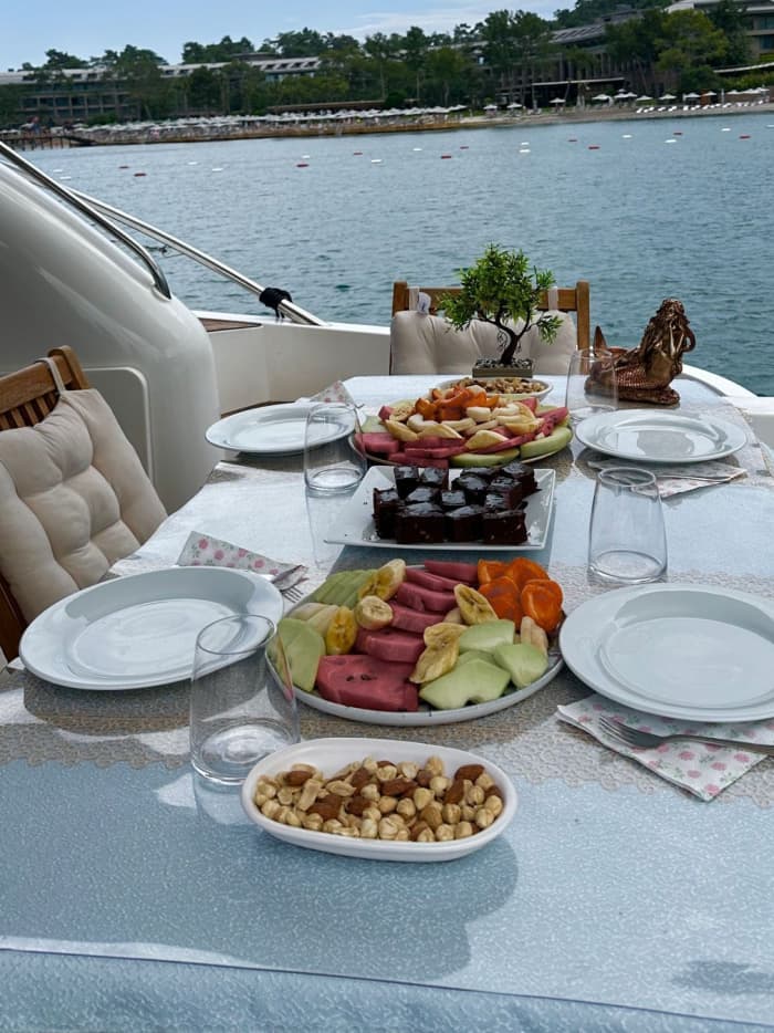 Antalya Daglig båtkryssning – 7-timmars upplevelse med lunch