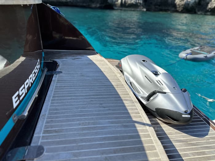 Espresso | An exclusive experience in Menorca aboard an elegant Riva-style yacht