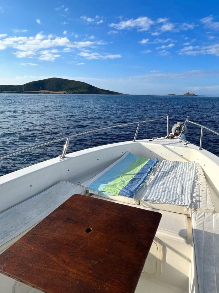 Discover Macinaggio on a motorboat for 7h