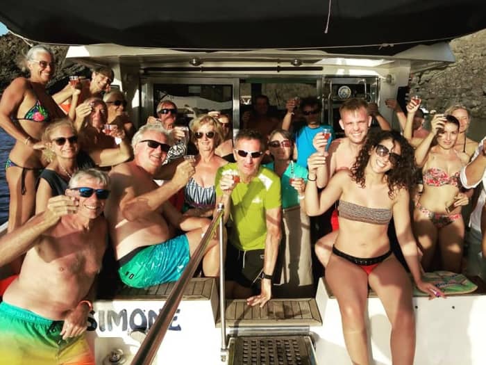 Le luxe réinventé à Pantelleria : une journée inoubliable sur un yacht à moteur