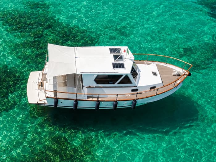 Tavolara Smart Experience: Sea, relaxation, and a two-course seafood lunch