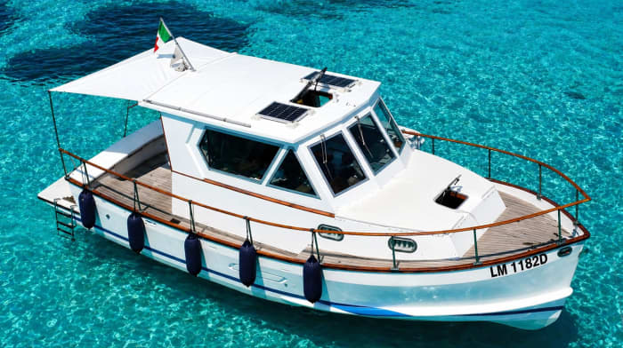 Tavolara Smart Experience: Sea, relaxation, and a two-course seafood lunch