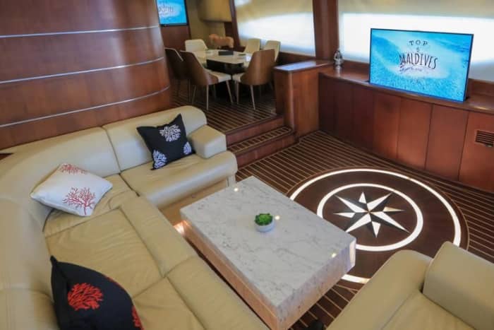 Esperienza di lusso a bordo di uno yacht sul Bosforo a Istanbul