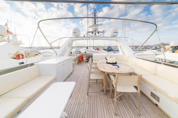 Esperienza di lusso a bordo di uno yacht sul Bosforo a Istanbul