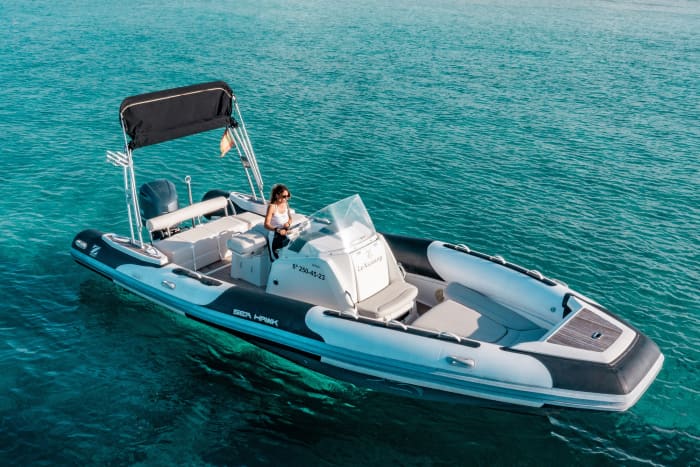 Tandem, inclusief brandstof, btw, 2 schippers, Monterey 278SS + Zodiac Sea Hawk 800 - 16 personen