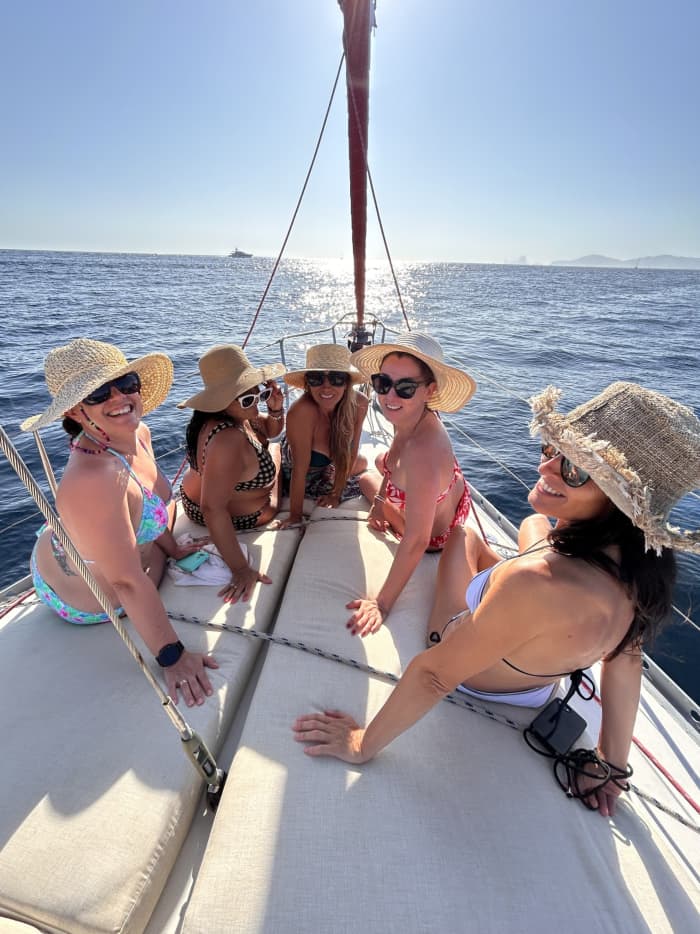 Ontdek Ibiza en geniet van een hele dag zeilen.

All-inclusive €850