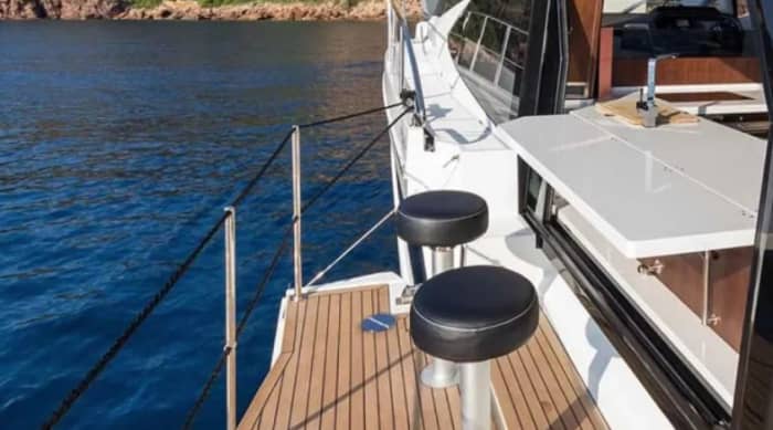 Descubra Saint-Tropez en yate privado.