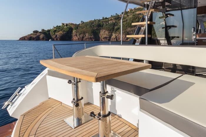 Descubra Saint-Tropez en yate privado.