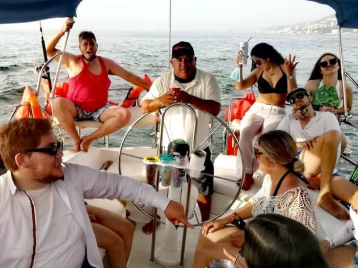 Breng 9 uur door met zeilen rond Puerto Vallarta op een zeilboot.
