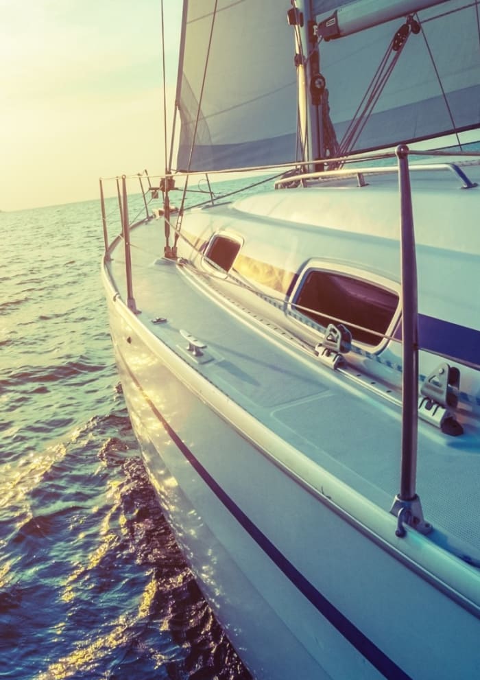 Breng 9 uur door met zeilen rond Marbella op een zeilboot.