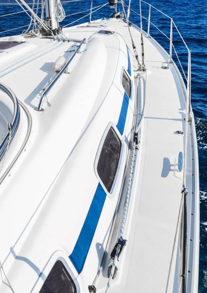 Breng 9 uur door met zeilen rond Marbella op een zeilboot.