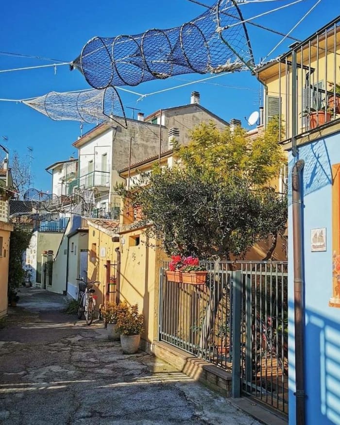 Ganztägiges Segelerlebnis in der Provinz Rimini
