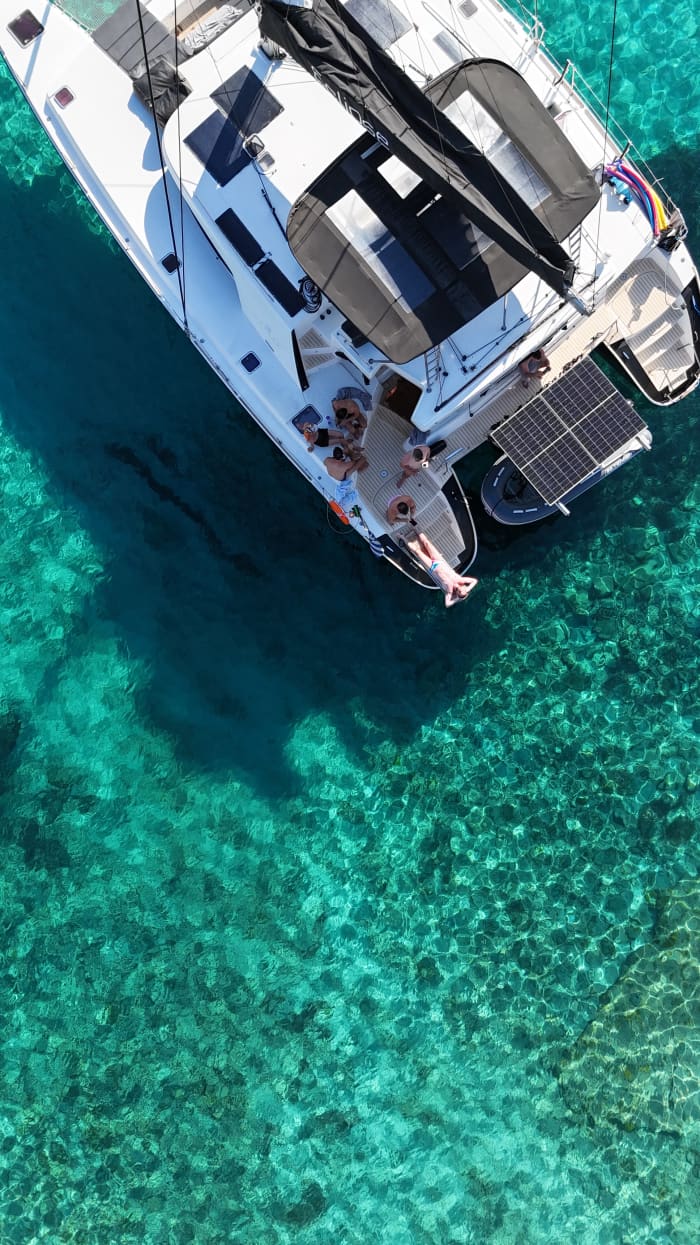 Découverte de Rhenia et Délos : croisière de 8 heures à travers des rivages isolés et des merveilles antiques