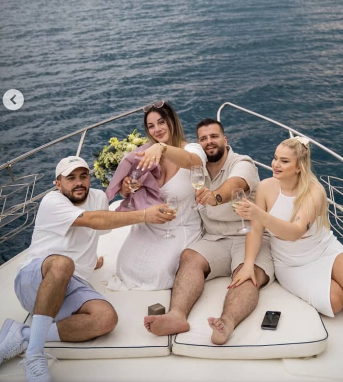 Eilandhoppen per motorboot: een dagvullend Elaphiti-avontuur
