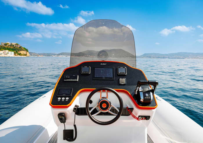 Costa Smeralda by dinghy: coves and crystal-clear sea