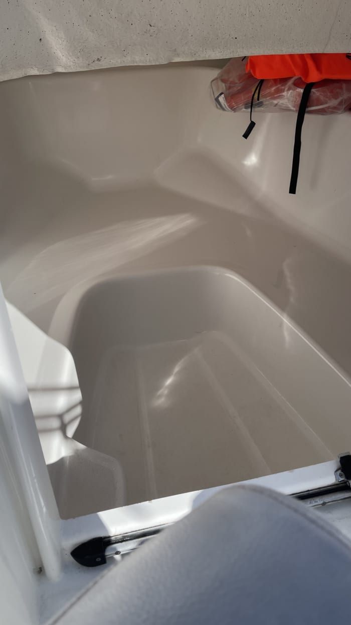 Une journée magique à Marseille en bateau à moteur