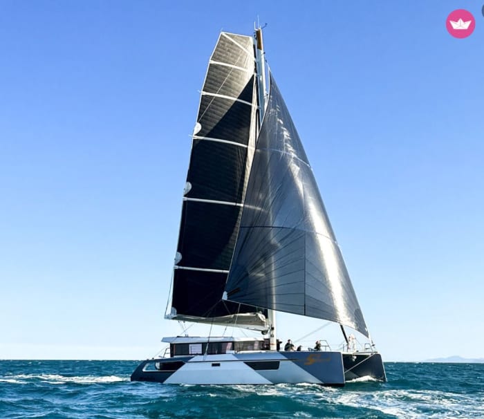 Exclusive day at sea: Heading to the most beautiful beaches of the islands