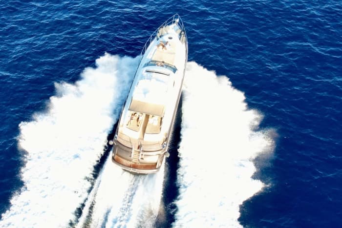 L'Heure Dorée à l'Argentario : Apéritif ou dîner exclusif sous les étoiles sur un yacht privé