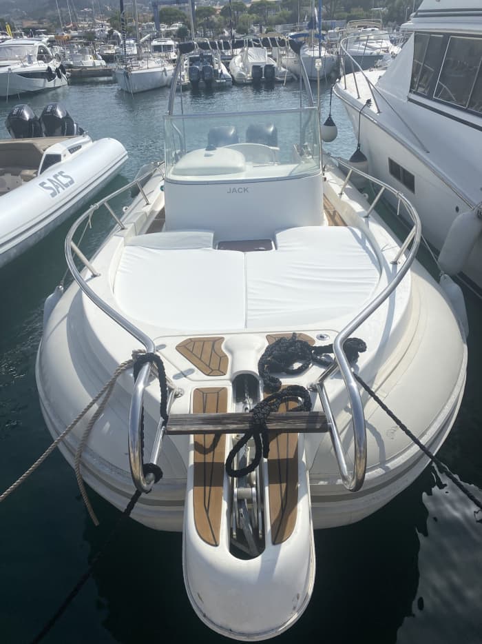 Half-day motorboat rental in Calvi