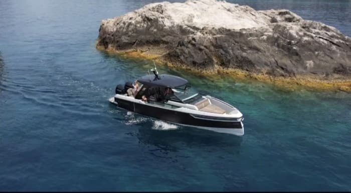 Fuga in yacht privato a Paxos, Antipaxos e alle Grotte Blu