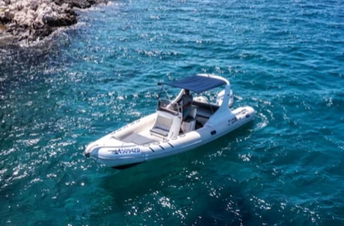 Aventure d'une journée à Dugi Otok : épaves, grottes marines et magie de l'île