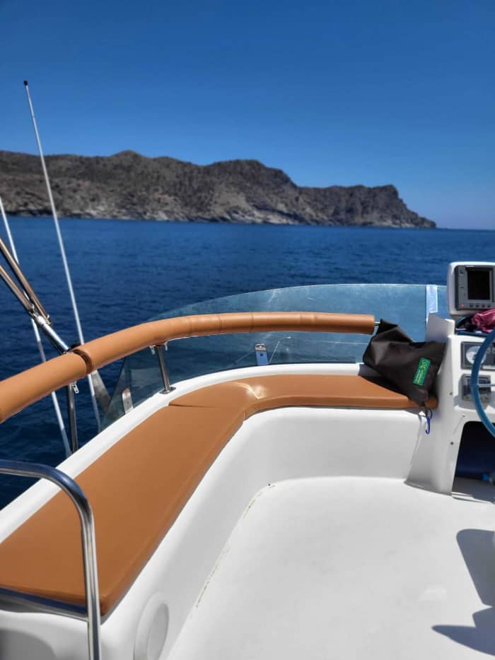 8,5 uur zon en turquoise water rond L'Escala