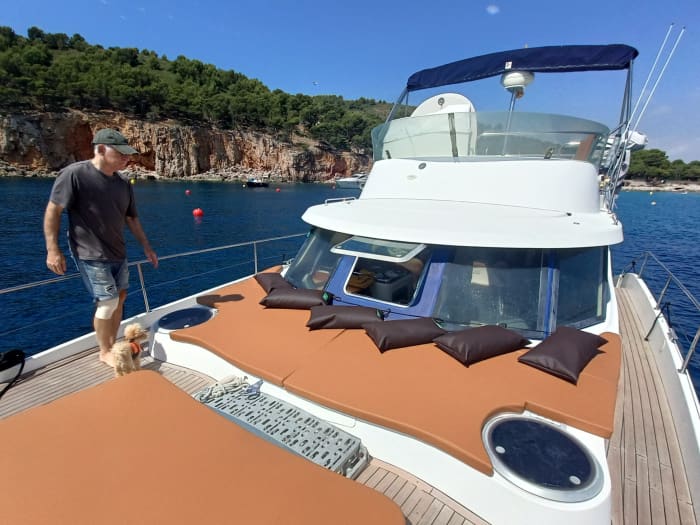 8,5 uur zon en turquoise water rond L'Escala
