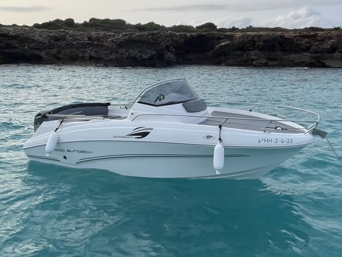 8 Stunden Sonne und türkisfarbenes Wasser rund um Ciutadella de Menorca