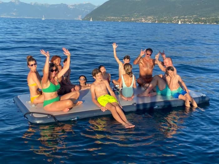 Full-day sailing trip in Évian-les-Bains on a sailboat
