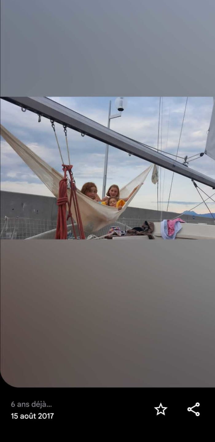 Full-day sailing trip in Évian-les-Bains on a sailboat
