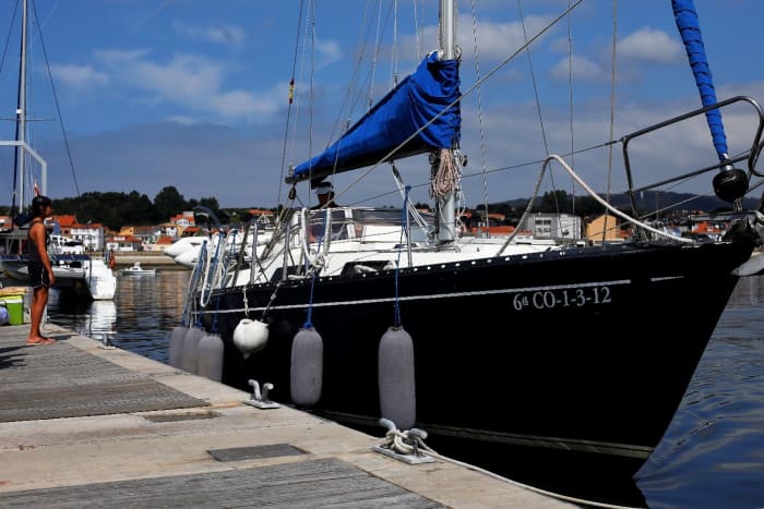 Sailing trip through the estuaries of Ares, Sada or Ferrol