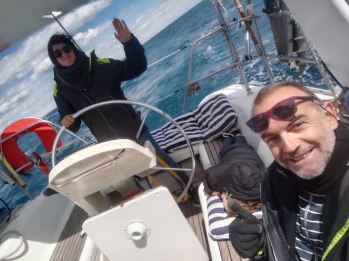 Discover Hyères on a full-day sailboat trip