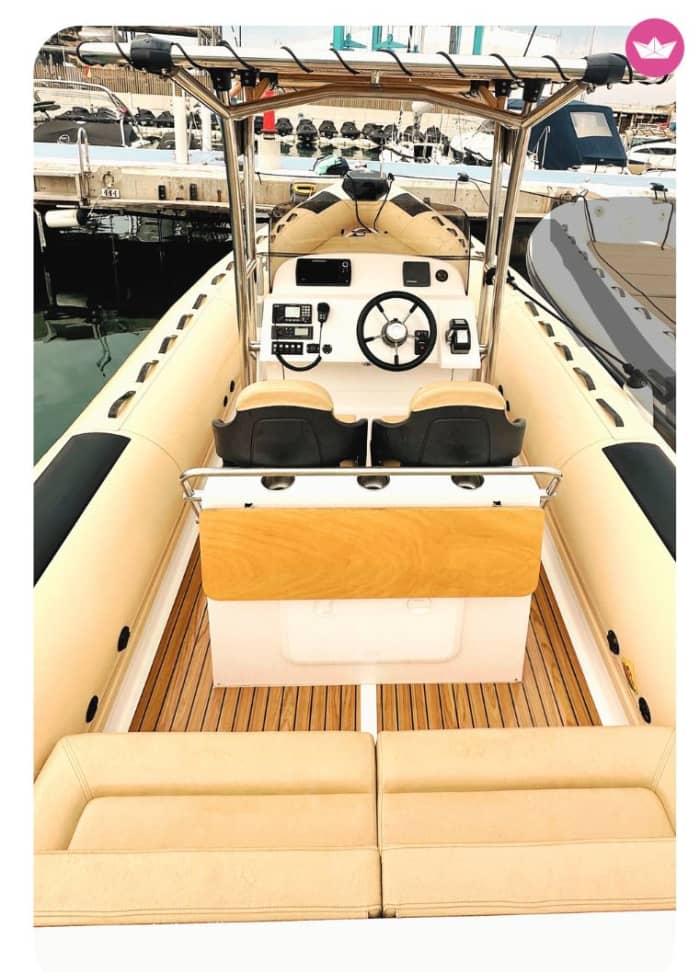 Ontsnapping in het Gouden Uur: Sunset Cruise naar Portals Vells