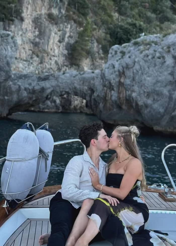Amalfi Sunset Proposal: A Romantic Cruise to Remember