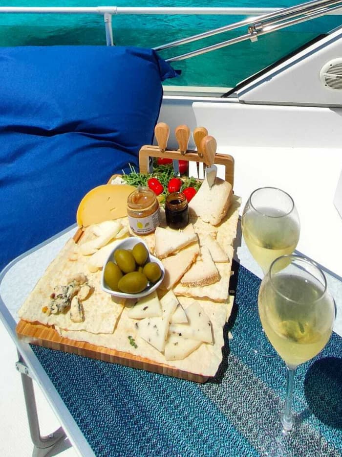 Découvrez La Maddalena en bateau à moteur pendant 7 heures