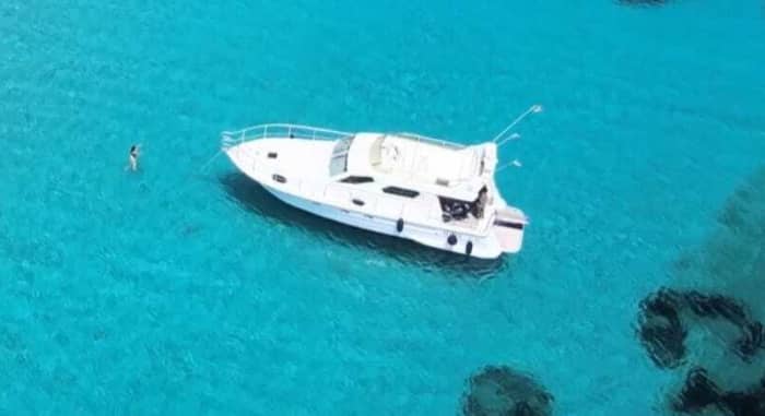 Découvrez La Maddalena en bateau à moteur pendant 7 heures