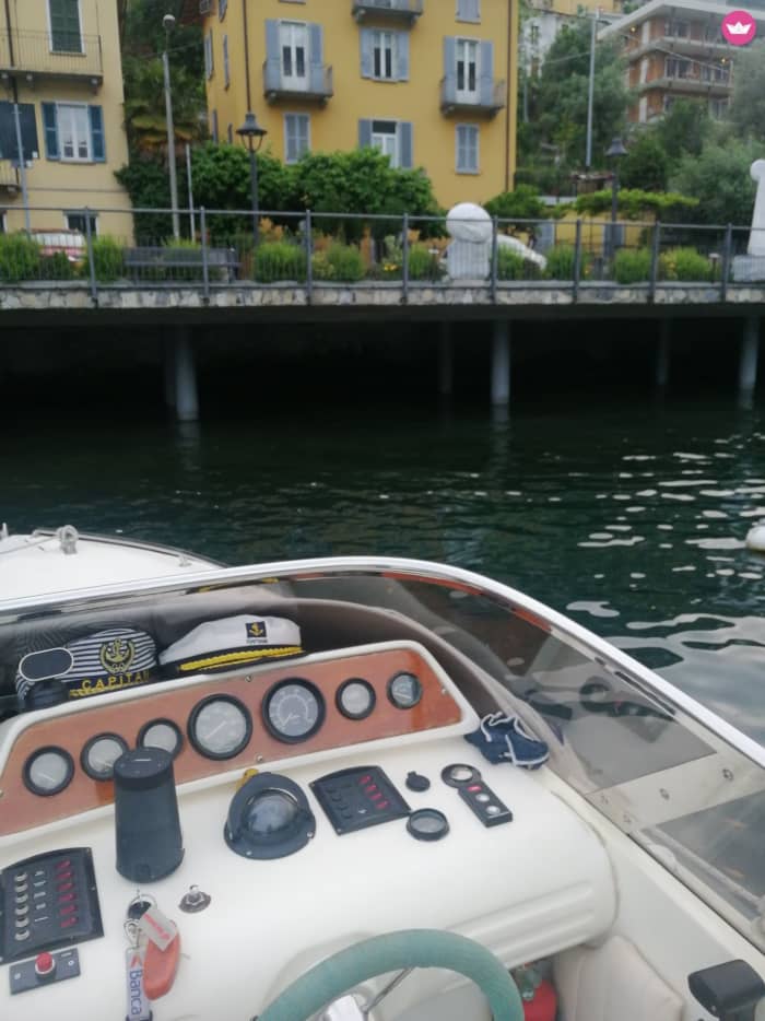 Panorama & Prosecco on Lake Como in a 4-Hour Tour