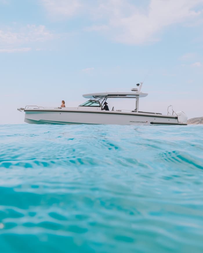 Your own Greek Odyssey: A 7h voyage on a motorboat