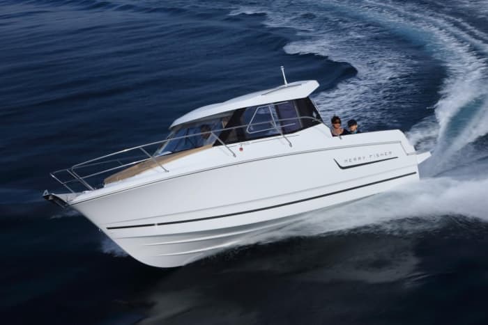 Enjoy 9h on a motorboat in Makarska
