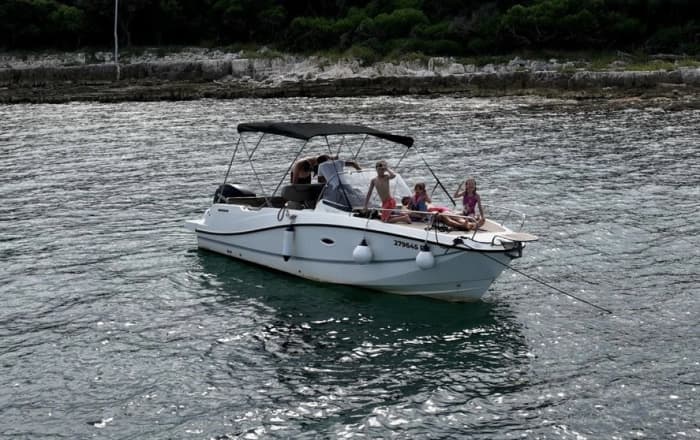 Rent boat 4 h