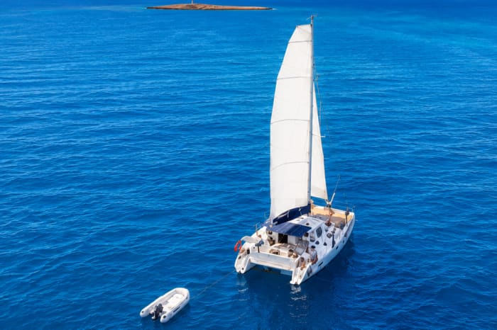 Excursão privada de Formentera a Ibiza: enseadas exclusivas, águas cristalinas e capitão local.