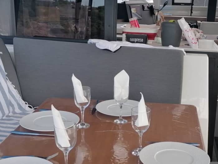 Heldags katamaranuthyrning i Canet-en-Roussillon