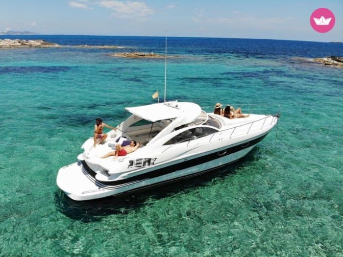 Ägäische Ruhe: 6-stündige private Yachttour ab Setur Marinas Kuşadası – Erkunden Sie drei malerische Buchten