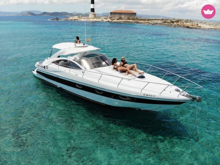 Ägäische Ruhe: 6-stündige private Yachttour ab Setur Marinas Kuşadası – Erkunden Sie drei malerische Buchten