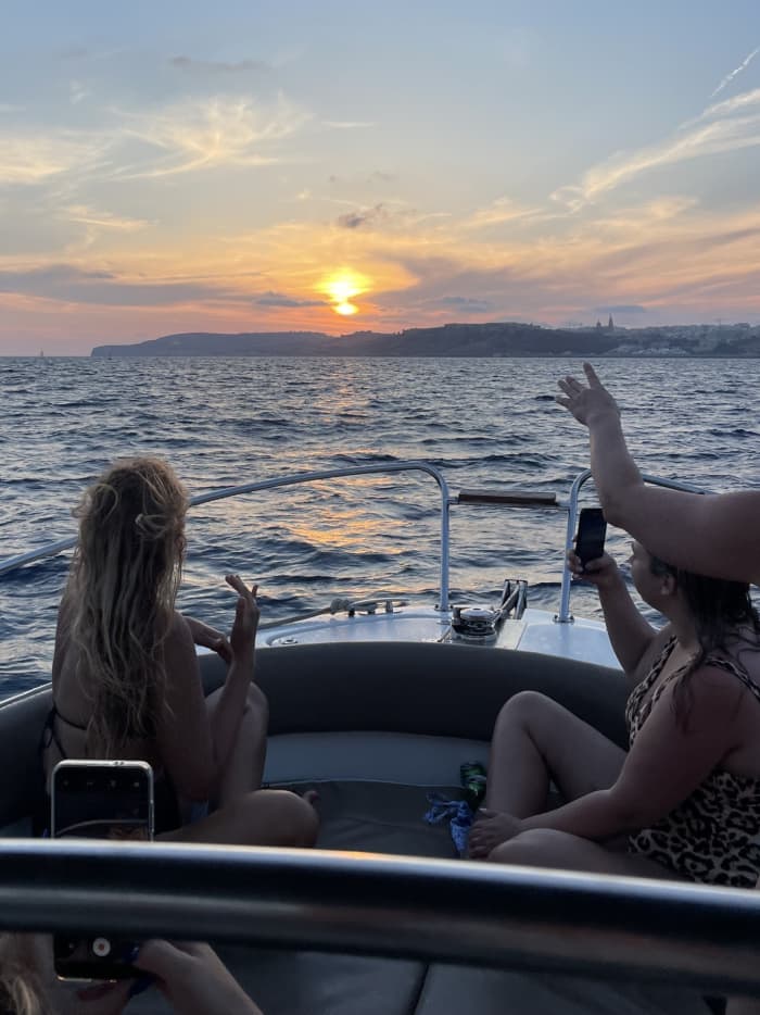 Half-day 4-hour private boat tour in Malta