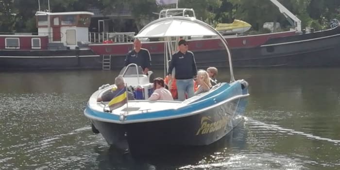Experience the waves: a half-day getaway to Harderwijk aboard a motorboat