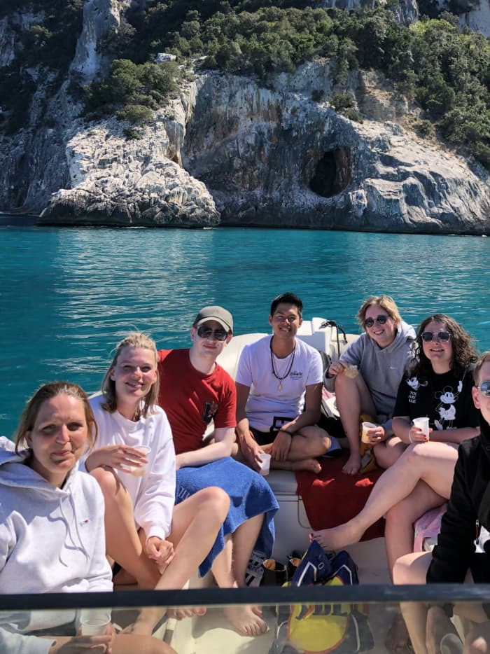 Una giornata alla scoperta di Santa Maria Navarrese: la vera Dolce Vita in motoscafo