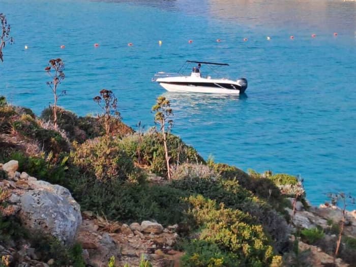 3 uur op Malta: Huur een motorboot en geniet