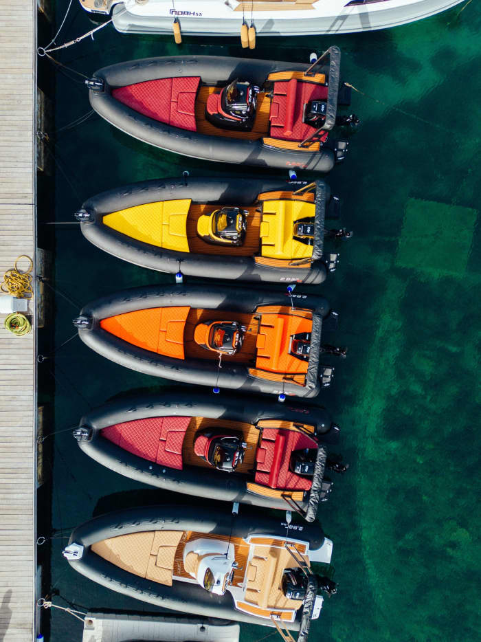 Privé boottocht rond Golfo Aranci op een motorboot.